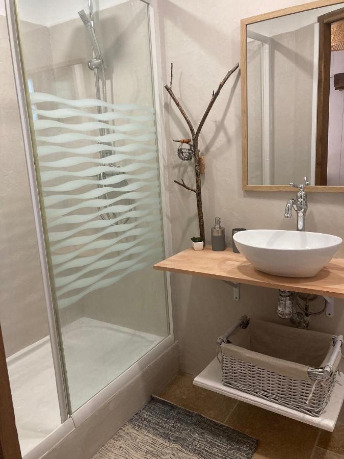 Logis Des 4 Fees Et Son Bain Nordique Villa Sainte-Nathalène Eksteriør billede