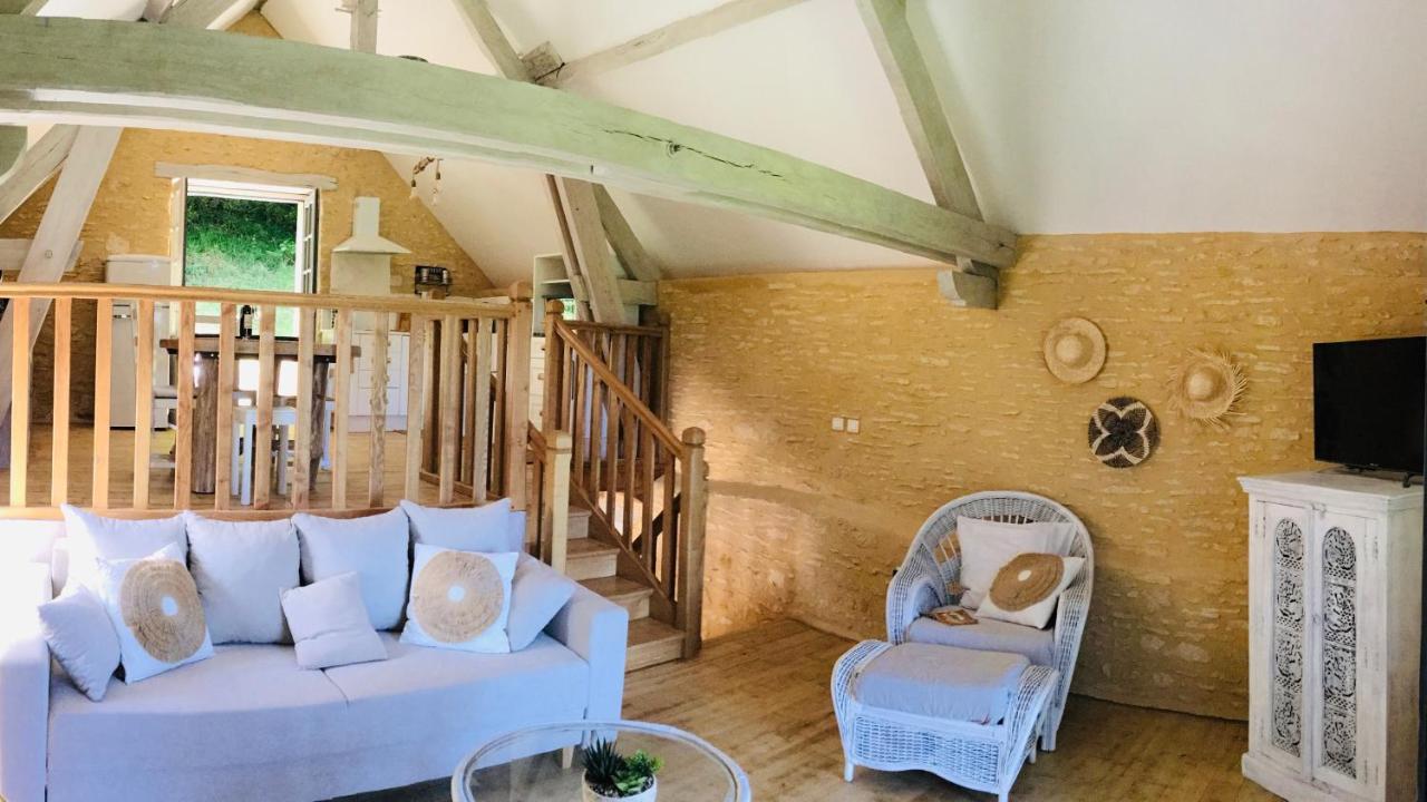 Logis Des 4 Fees Et Son Bain Nordique Villa Sainte-Nathalène Eksteriør billede
